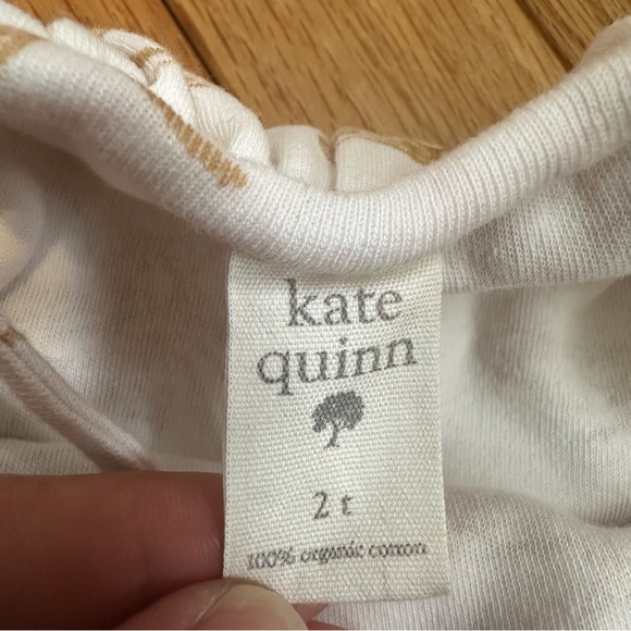 Kate Quinn Organic Cotton Bee Print Ruffle Detail Dress 2T - Picture 3 of 4